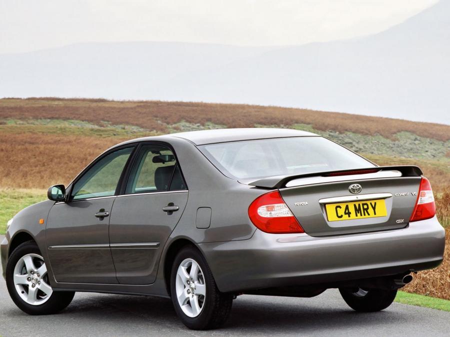  Toyota Camry 2002 года  (UK) (фото 3 из 4)